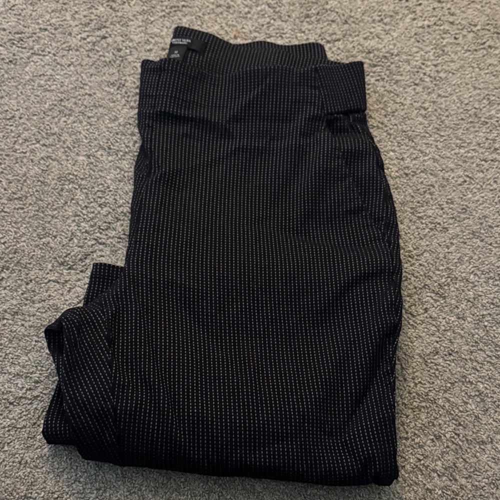 Simply Vera Vera Wang Black Skinny Pants- Medium